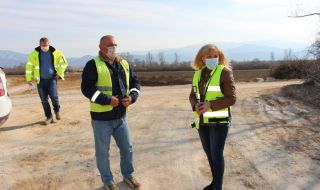 Министърът на регионалното развитие инспектира ремонта на пътя Мездра – Ботевград