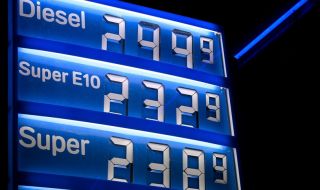 Експерт прогнозира 90% поскъпване на бензина