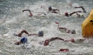 The triathlon swim was canceled due to poor water quality in the Seine River 