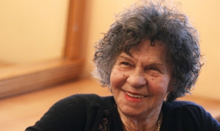 Голямата Стоянка Мутафова - на 90