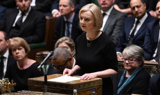 Премиерката на Великобритания положи клетва за вярност към крал Чарлз Трети