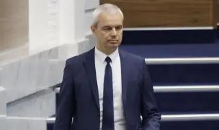 Какво се случва с резерва на Валутния борд, след като приемем еврото? Костадин Костадинов пред ФАКТИ