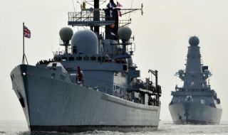 Британският кралски флот обучава украинци