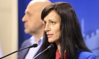 На финалната права: Денков и Габриел обсъждат имената на министрите с излъчилите ги коалиции