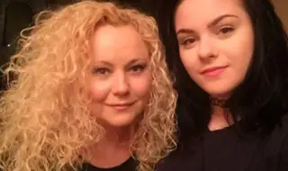 Наталия Симеонова и дъщеря й обраха погледите на светско събитие – видимо по-слаби и сияещи