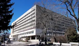 Десет млади лекари започват специализация в МБАЛ–Добрич