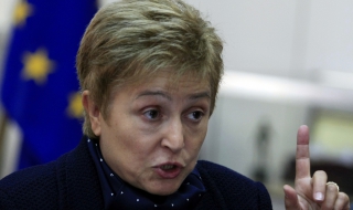 Кристалина Георгиева: Да, има криза с бежанците в България