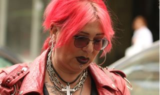 Милена Славова: Много малко са достойните хора днес, политиците са продажници!