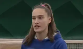 Денислава Глушкова на четвъртфинал след успех над румънка