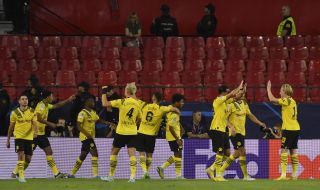 Борусия Дортмунд засили Севиля към любимата му Лига Европа