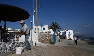 Гърция е издала 10 хиляди разрешителни за пребиваване и работа на украински бежанци