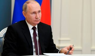 Чрез визитата си в Казахстан Владимир Путин търси пазари в Азия