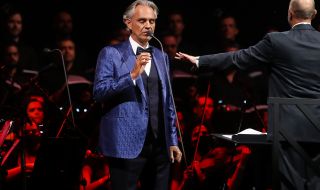 Дейвид Гарет записа „Аве Мария“ с Андреа Бочели