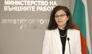 Генчовска влиза в екипа на служебния министър на отбраната