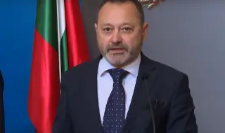 Регионалният министър оповести нередности за милиони в АПИ. Сред тях и организацията на Джиро д’ Италия