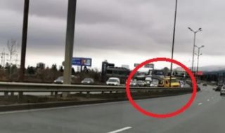 Тежка катастрофа с аварийна кола на Околовръстното в София