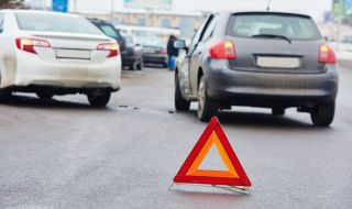 Верижна катастрофа блокира ключова пътна артерия в София