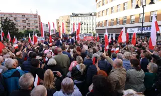 Кметът на Варшава води в проучванията преди президентските избори в Полша