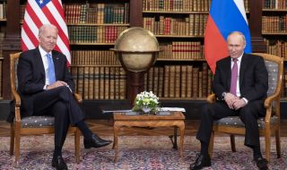 Малко над 1 час разговаряха Путин и Байдън