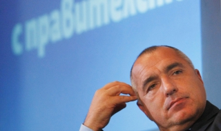 Правителството в оставка обяви подкрепа от Израел, Великобритания и ЕНП