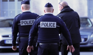 Тревога за бомба в центъра на Париж