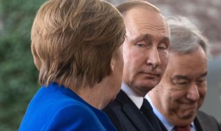 Меркел: Днес Украйна е много по-силна. През 2015 г. Русия щеше да я премаже
