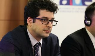 Атанас Пеканов: Държавата не е пред фалит, има стабилни публични финанси