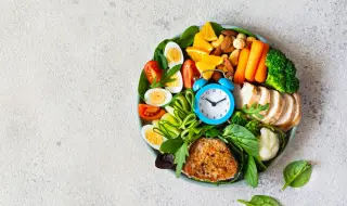 Диетолог посочи по кое време на деня се ядат различните храни