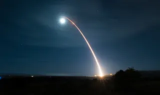 Войната срещу дрогата! Пентагонът свали с лазер три дрона на мексикански наркокартели до границата