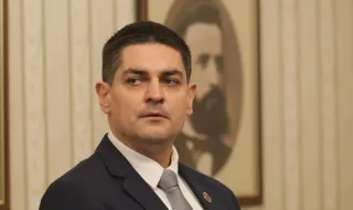 Вече и официално: Радостин Василев и Красимир Манов влизат в битката за президент и вицепрезидент 