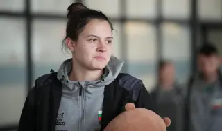 Дарина Нанева пропуска Европейското първенство по волейбол поради контузия