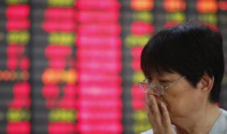 Китайската борса успя да „изплува“, макар и с малко