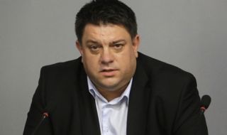 Атанас Зафиров: ГЕРБ се намират в много сериозна политическа изолация