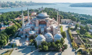 Nobody Celebrates Easter in Hagia Sophia 