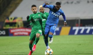 Унгарски и турски клубове се наредиха на опашката за Найджъл Робърта