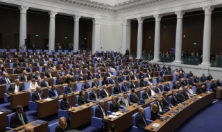 Нов законопроект за кредити влиза в пленарна зала