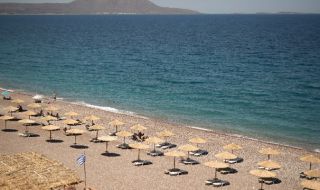 Тази година туристическият сезон в Гърция ще продължи до декември