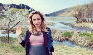 Внучката на Тодор Колев показа идеална форма след раждането (СНИМКА)