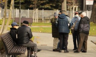 Успяха да изплатят пенсиите след хакерската атака