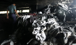 Осем души загинаха при пожар в текстилна фабрика