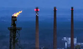 Ирански дронове предизвикаха пожар в кувейтска рафинерия