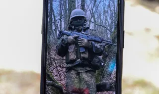 От Камерун на фронта в Украйна: как Русия подмамва войници
