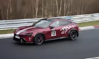 Xiaomi иска отново да натрие носа на Porsche на Нюрбургринг