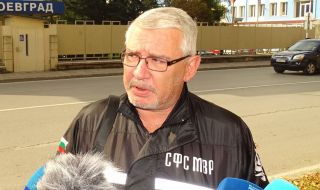 Подготовката на полицаите – стрелба по два пълнителя в месеца… Валентин Попов пред ФАКТИ
