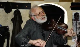 Yitzhak Fintsi at 91 