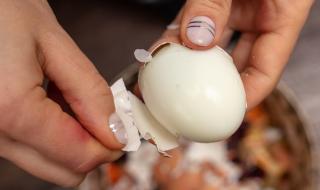 Как да варите яйцата, за да се белят лесно