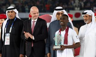 Президентът на ФИФА: Катар е на път да впечатли света на световното