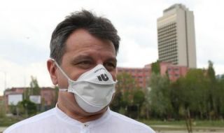 Симидчиев: Ако носехме маски, нямаше да има нужда от друго