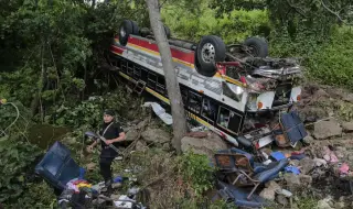 Най-малко 19 загинали при автобусна катастрофа в Никарагуа