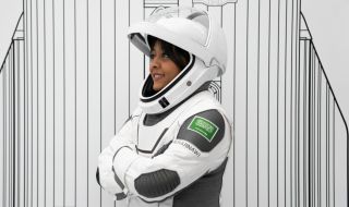 Първата жена астронавт от Саудитска Арабия полетя към МКС